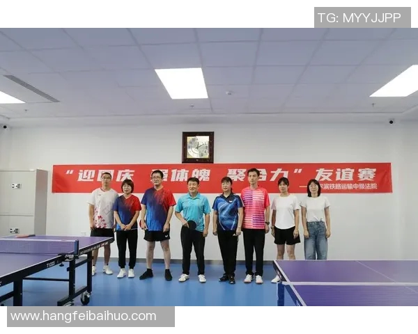 西安羽毛球队的团队协作与默契训练探讨