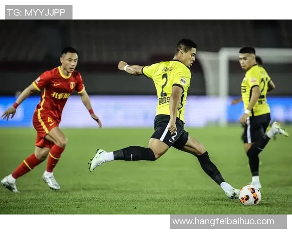 广州足球队的奋斗历程与大师赛的荣耀之路