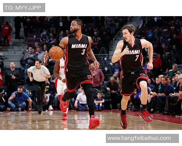 湖人对阵鹈鹕精彩赛事卫星直播全程回放与分析分享