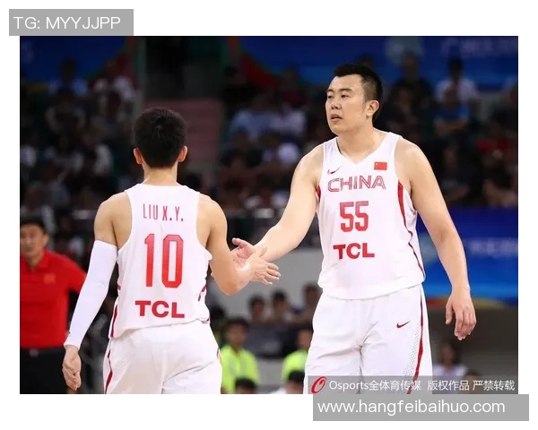 韩国男篮与俄罗斯男篮激战正酣谁能在国际赛场上笑到最后