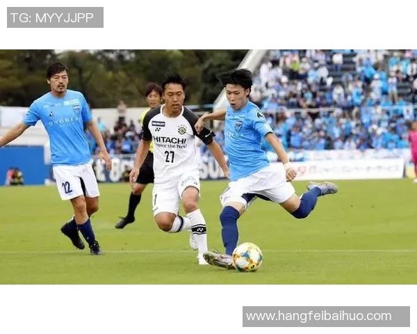 山形山神与冈山绿稚的激烈对决展现足球魅力与团队精神